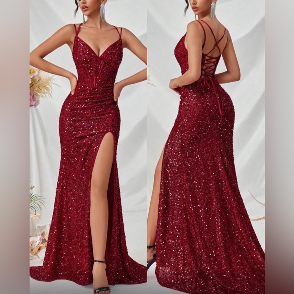 Elegant Burgundy Sequin Evening Dress
